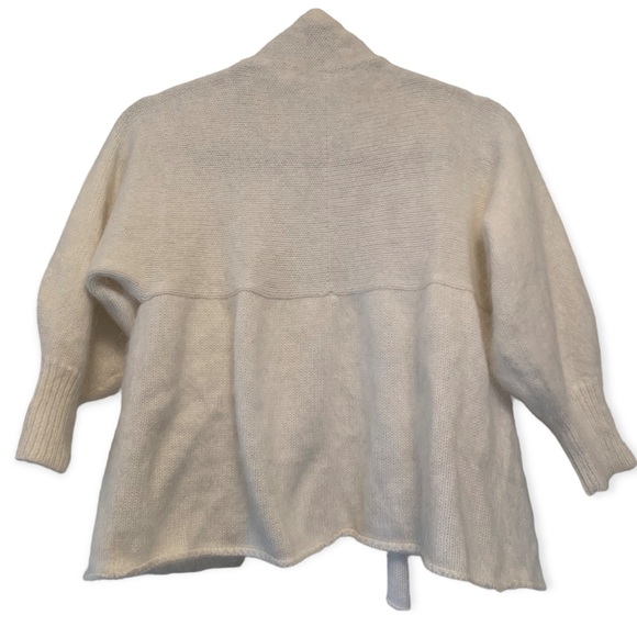 Moda International Angora Rabbit Fur Shrug - Picture 2 of 6